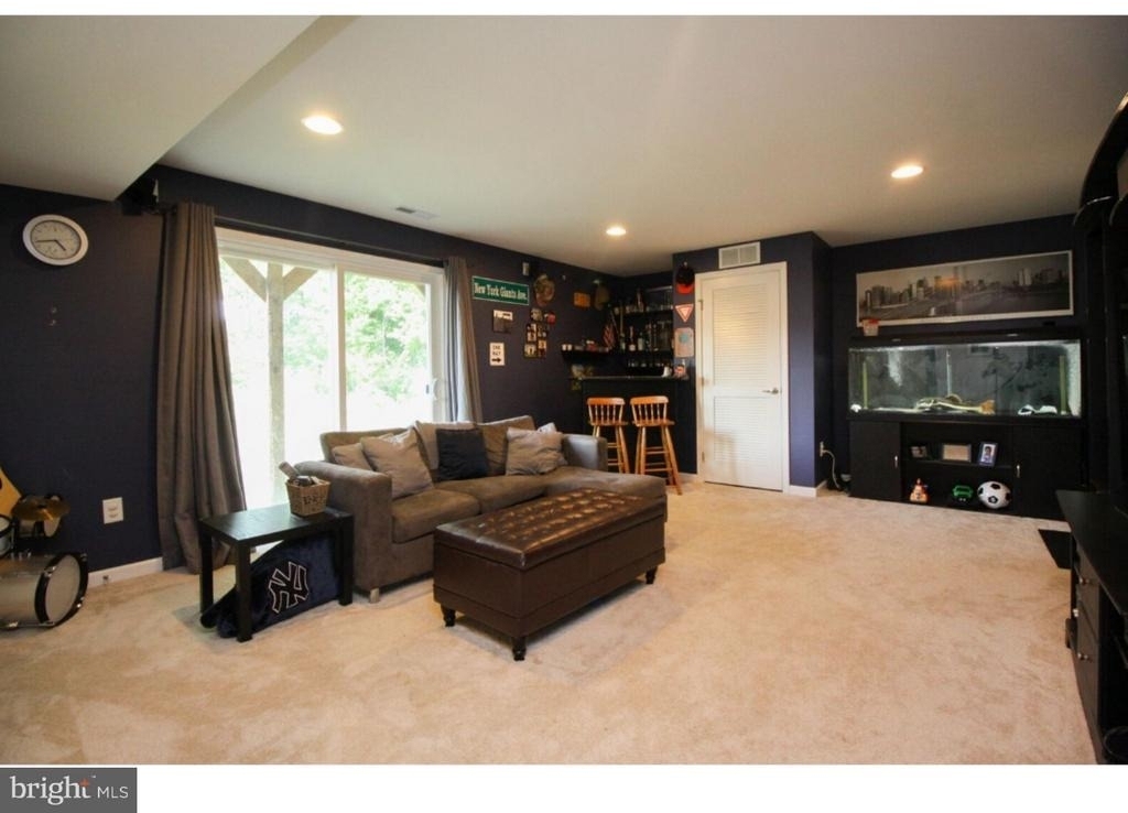 33 Wallace Street - Photo 10