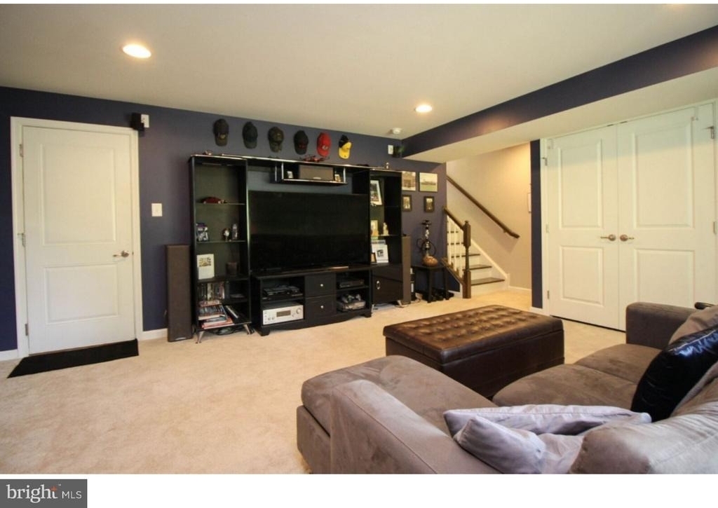 33 Wallace Street - Photo 11