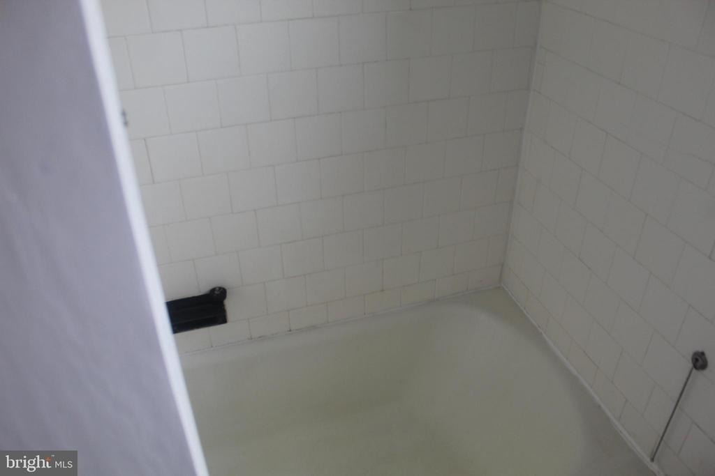 300 Northern Avenue - Photo 9