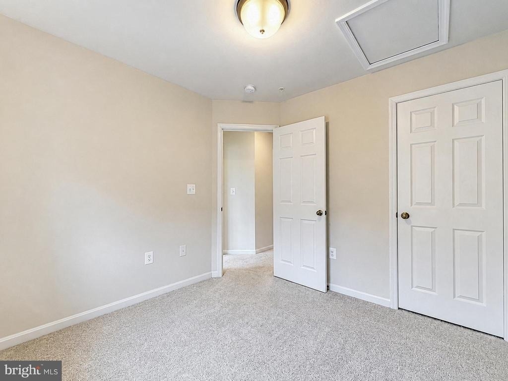 45710 N Maxine Way - Photo 22