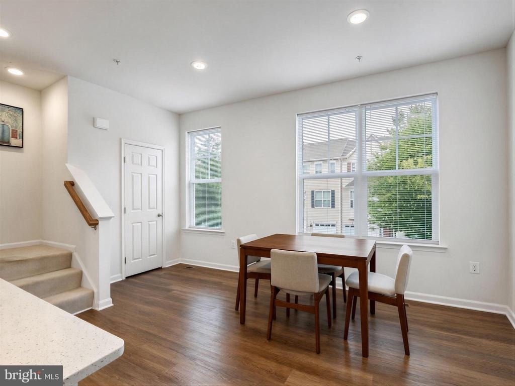 45710 N Maxine Way - Photo 6