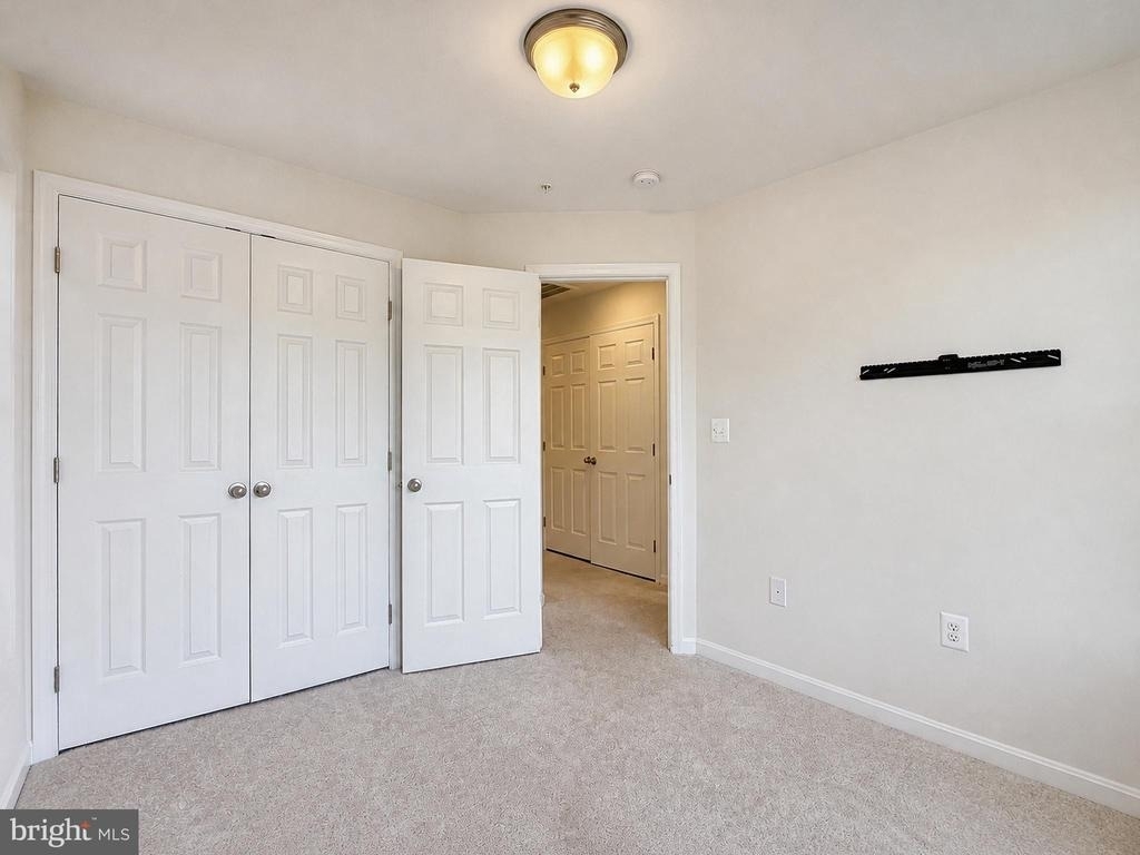 45710 N Maxine Way - Photo 16