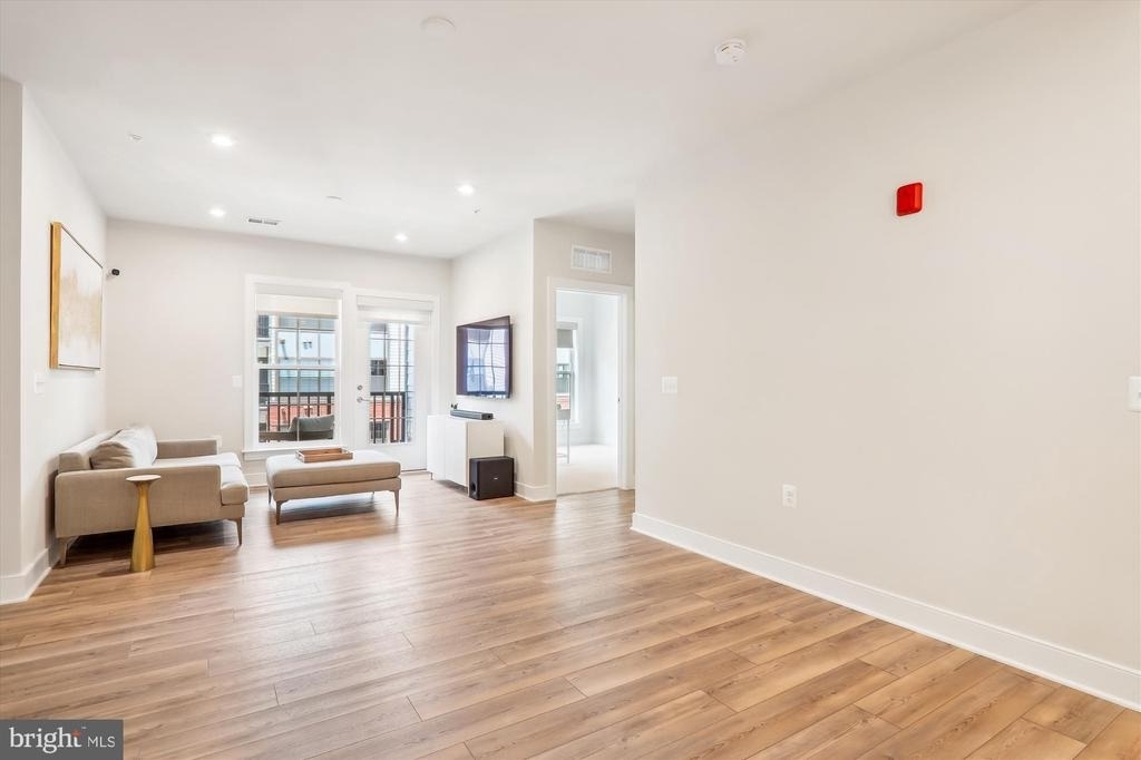 104 Saint Ives Place - Photo 15