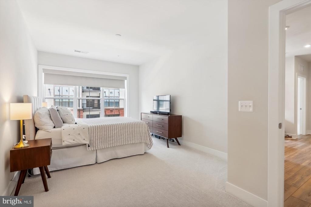 104 Saint Ives Place - Photo 16