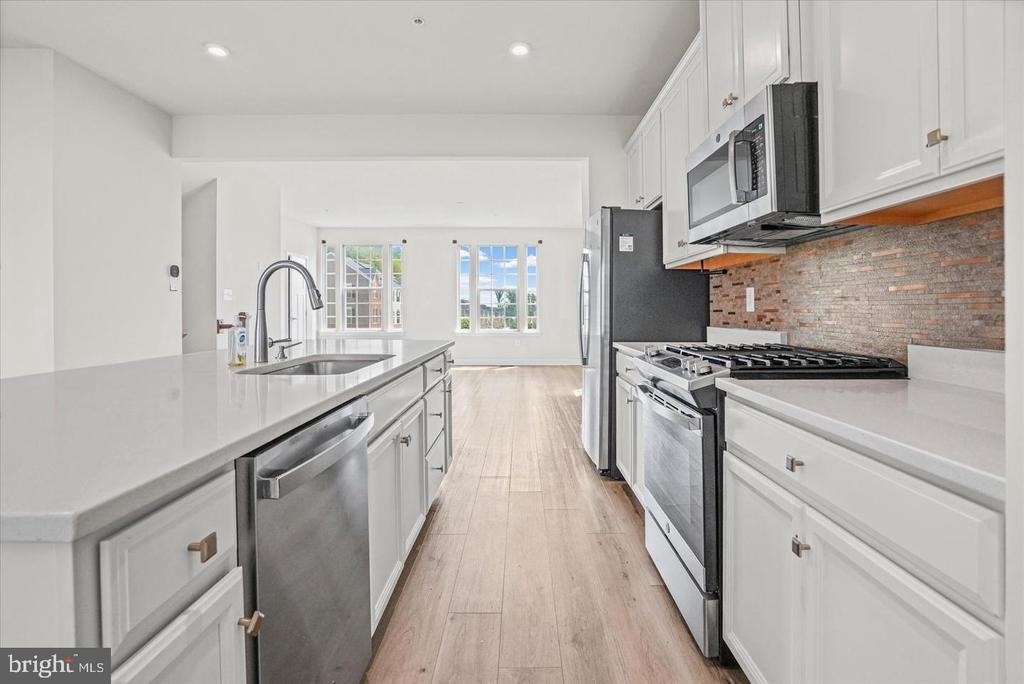 4111 Shirley Rose Court - Photo 3
