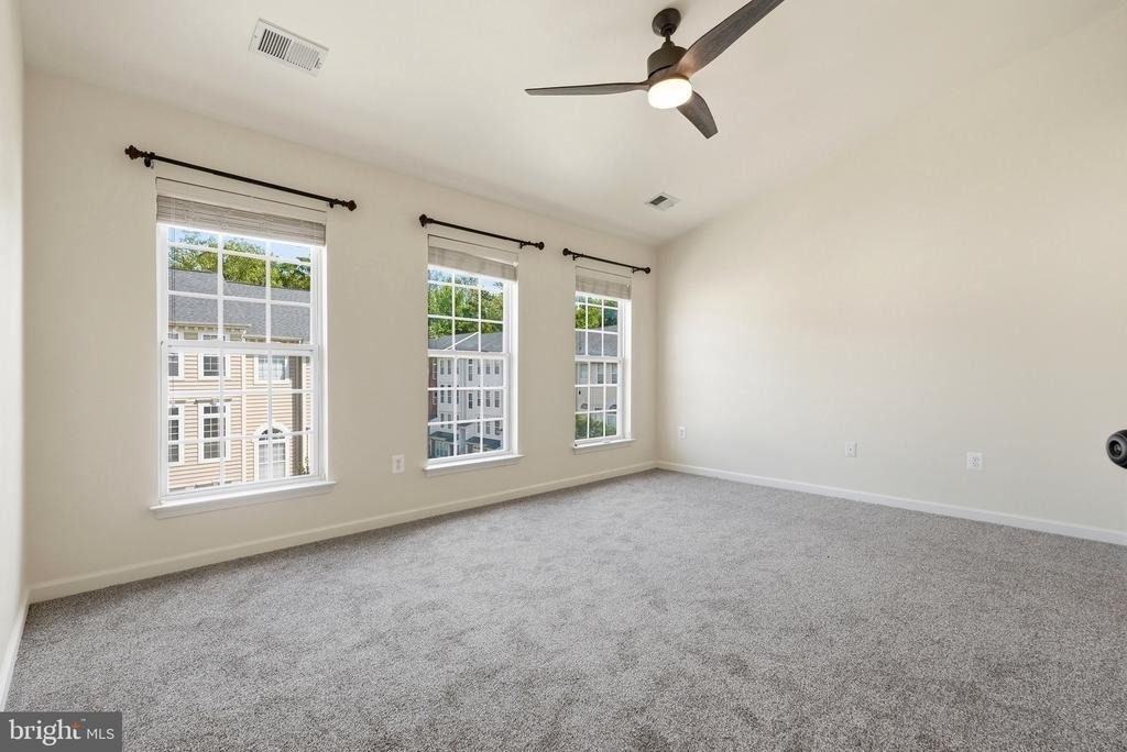941 Pine Forest Lane - Photo 19