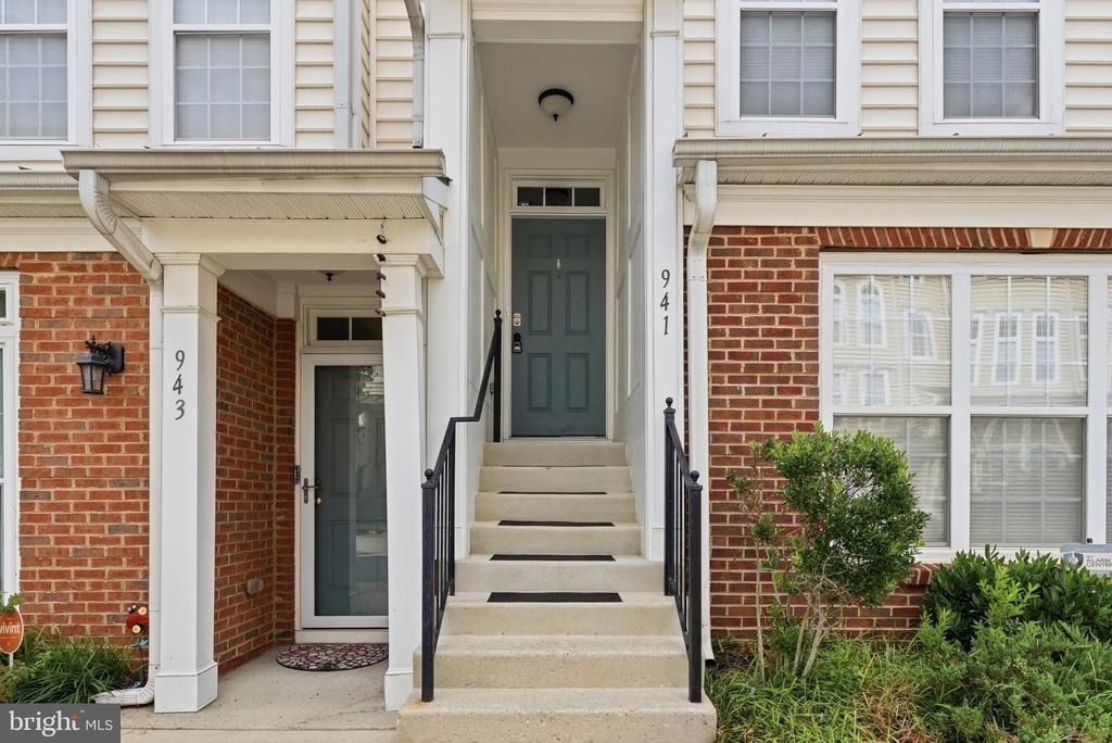 941 Pine Forest Lane - Photo 3