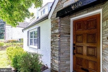 4610 Overbrook Road - Photo 2