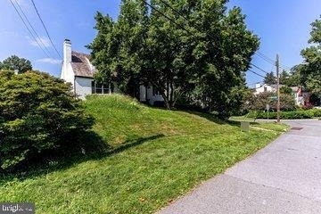 4610 Overbrook Road - Photo 7