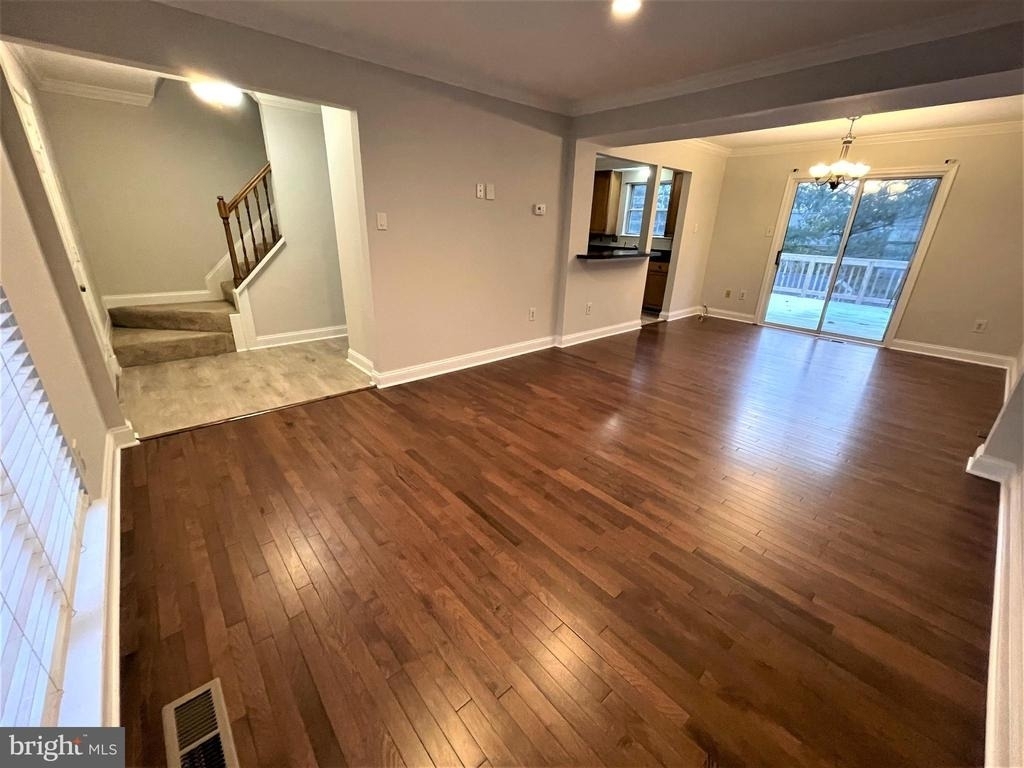17626 Longview Lane - Photo 1