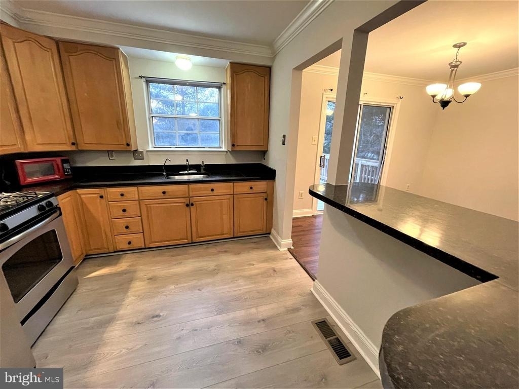 17626 Longview Lane - Photo 11