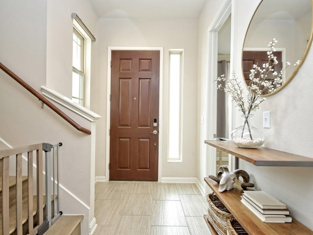 1708 Arcilla St - Photo 2