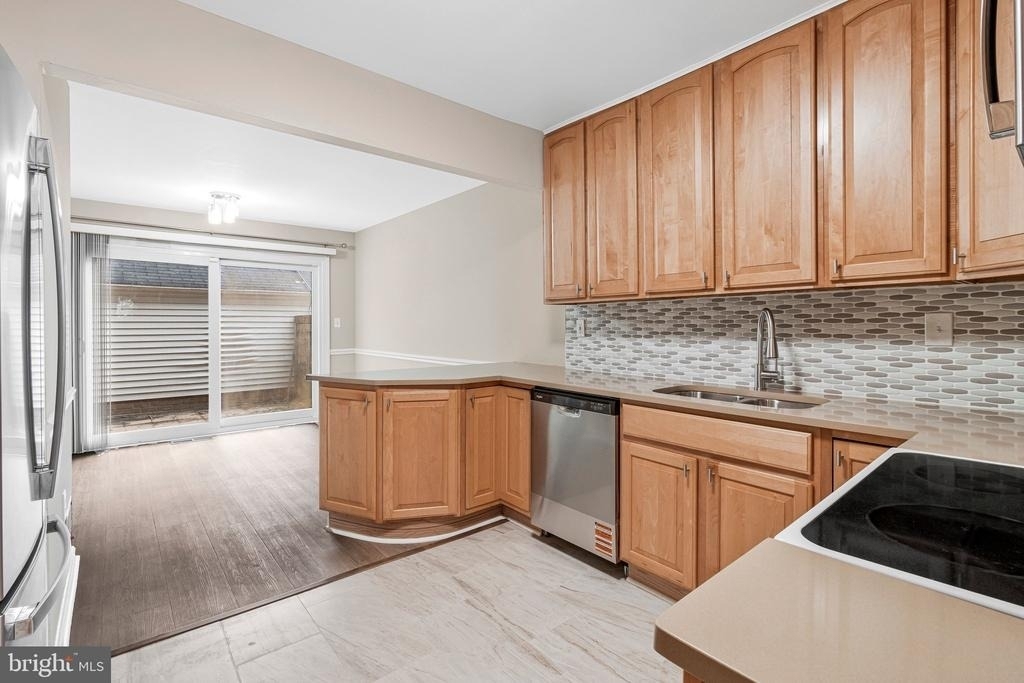 20130 Waringwood Way - Photo 6