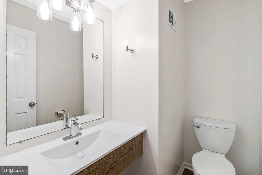20130 Waringwood Way - Photo 9