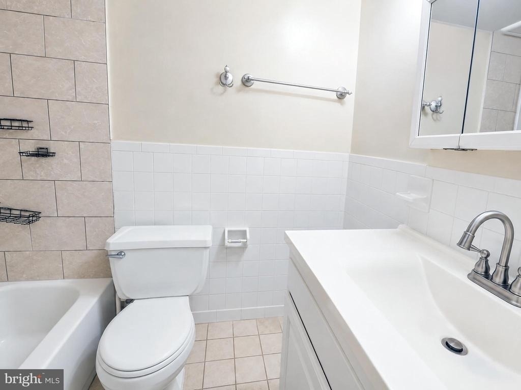 5107 Crossfield Court - Photo 16
