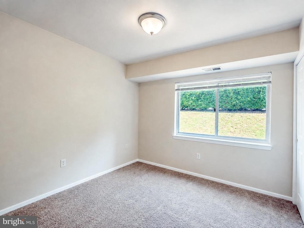 5107 Crossfield Court - Photo 14