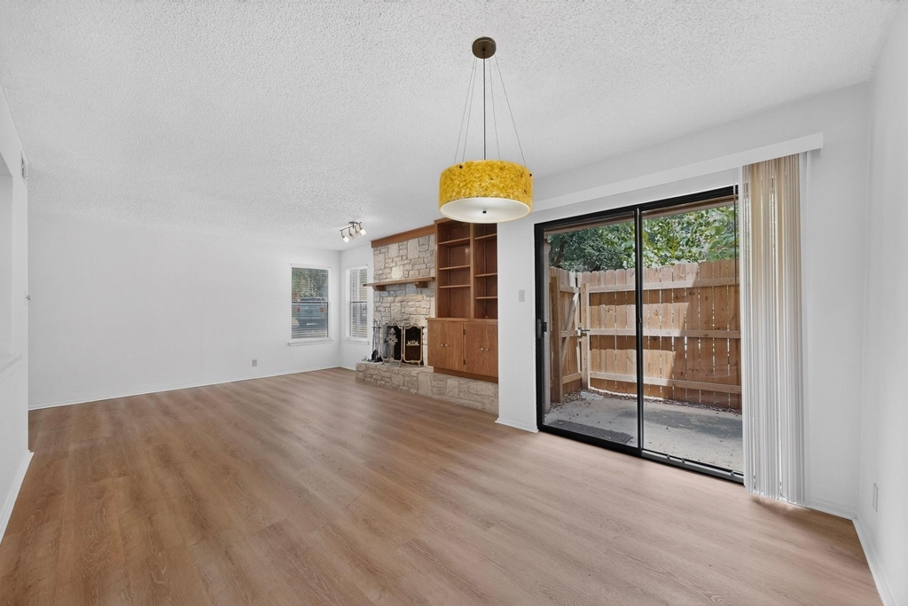 8418 Fathom Cir - Photo 6