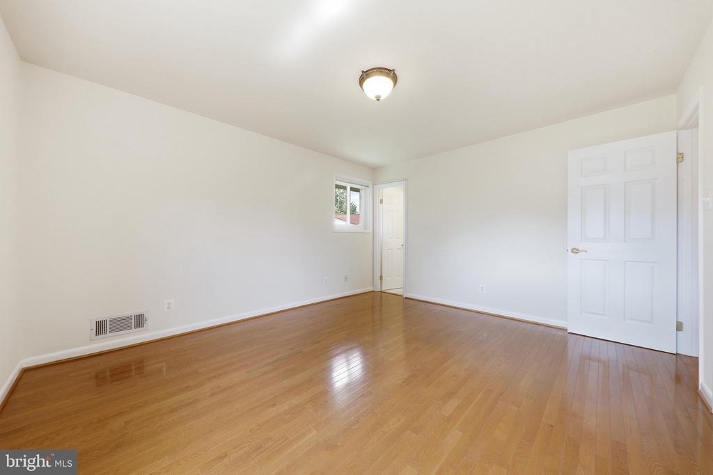 11601 Gowrie Court - Photo 18