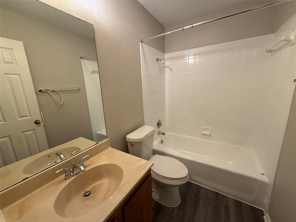 9313 Kempler Dr - Photo 6
