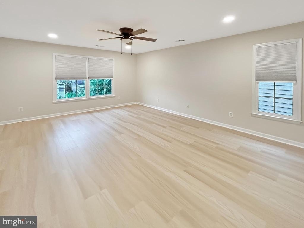 813 Summer Walk Drive - Photo 12