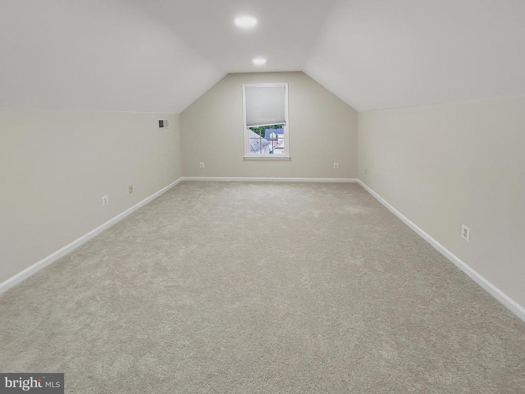 813 Summer Walk Drive - Photo 13