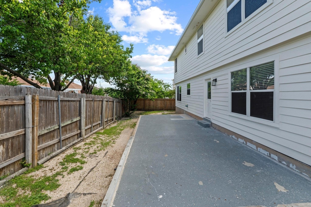 12708 Collindale Cv - Photo 28