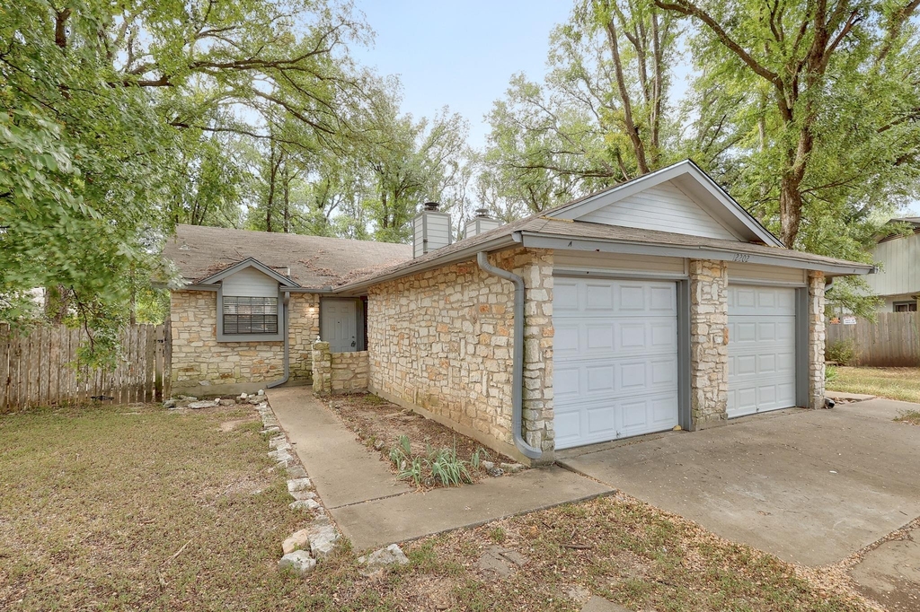 12202 Dundee Dr - Photo 1