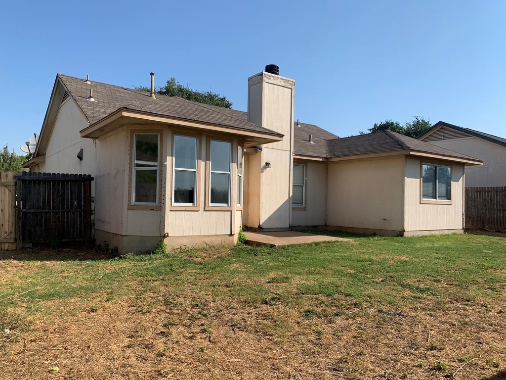 210 Evergreen Cir - Photo 19
