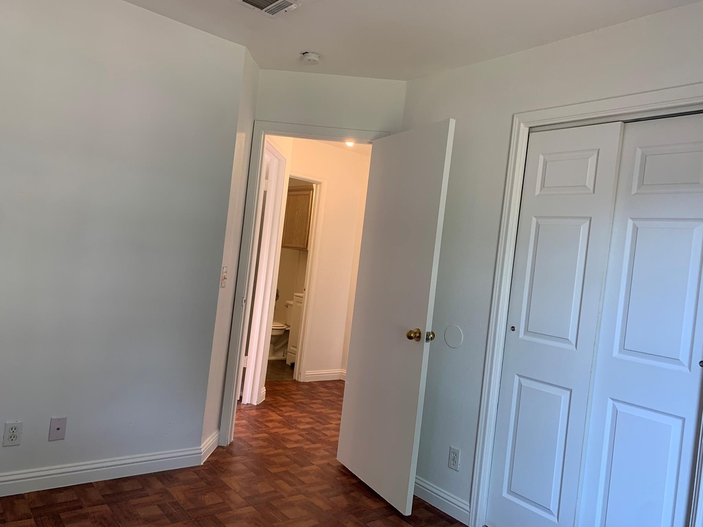 210 Evergreen Cir - Photo 23