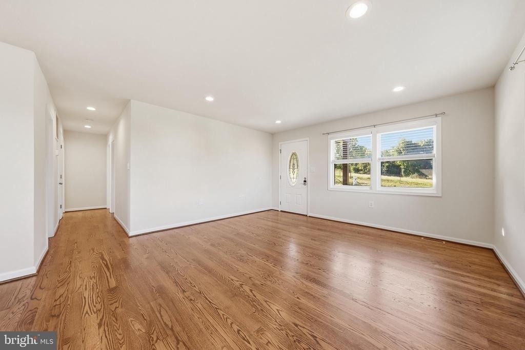 6916 Linganore Road - Photo 8