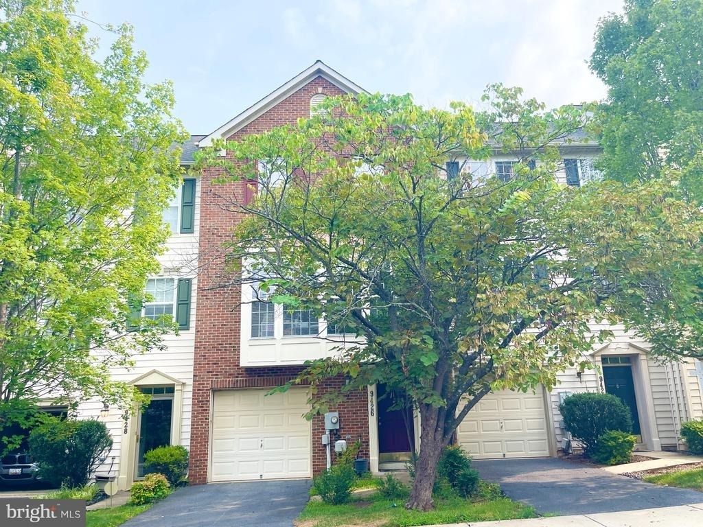 9426 Singleton Place - Photo 0