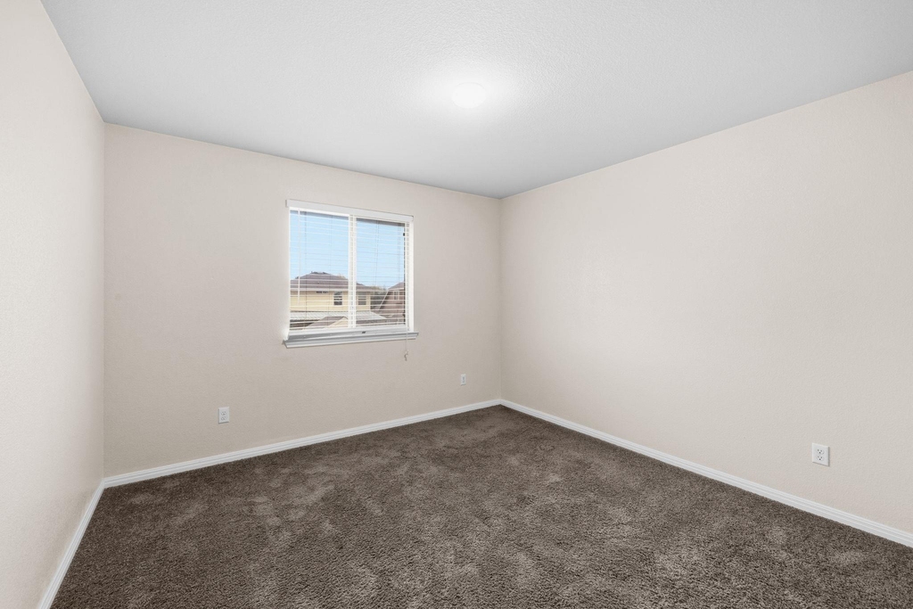 601 Silver Wing Ct - Photo 11