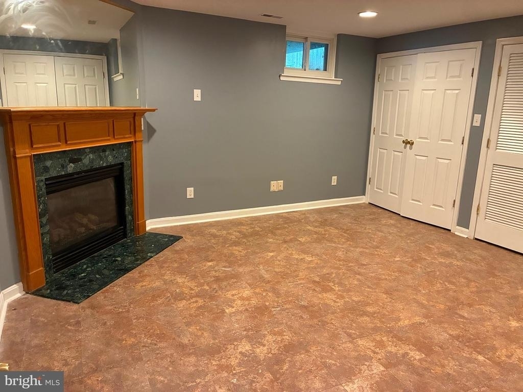 746 Villager Circle - Photo 15