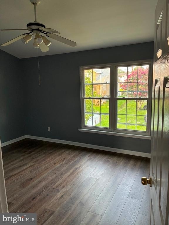 746 Villager Circle - Photo 4