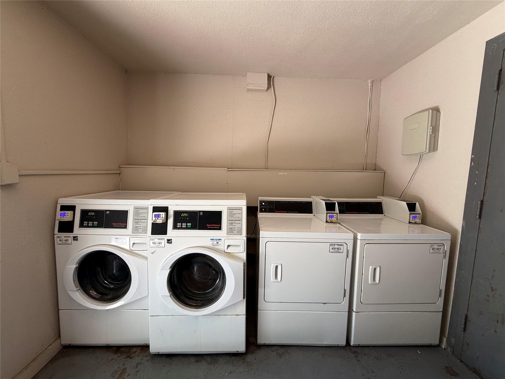 3106 Duval St - Photo 14