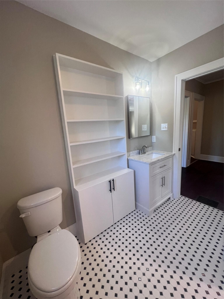 305 Moore Blvd - Photo 15