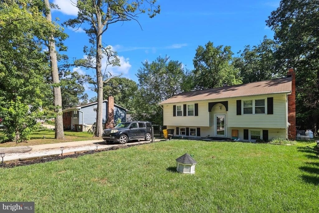 1134 Chinaberry Lane - Photo 0