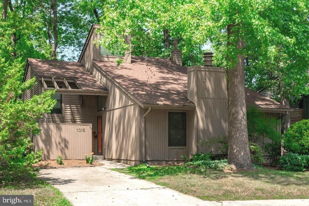 1016 Timber Creek Drive - Photo 0