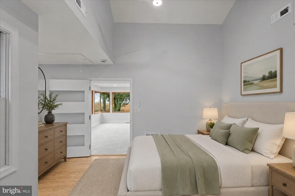 1345 Ellicott Avenue - Photo 2