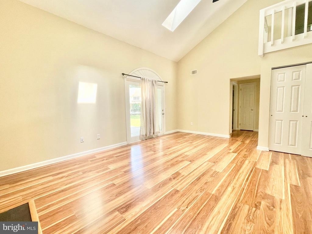 183 Stoney Drive - Photo 4