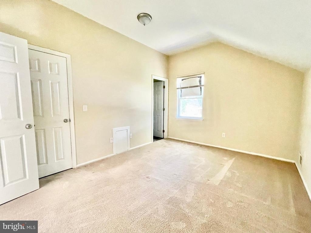 183 Stoney Drive - Photo 18