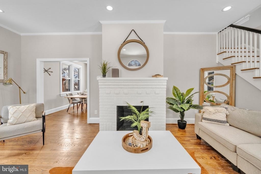 6018 2nd Street Nw - Photo 1