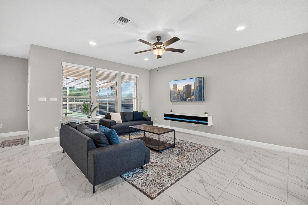 15820 Celosia St - Photo 3