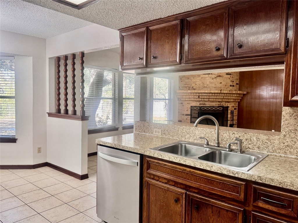 5506 Abilene Trl - Photo 3