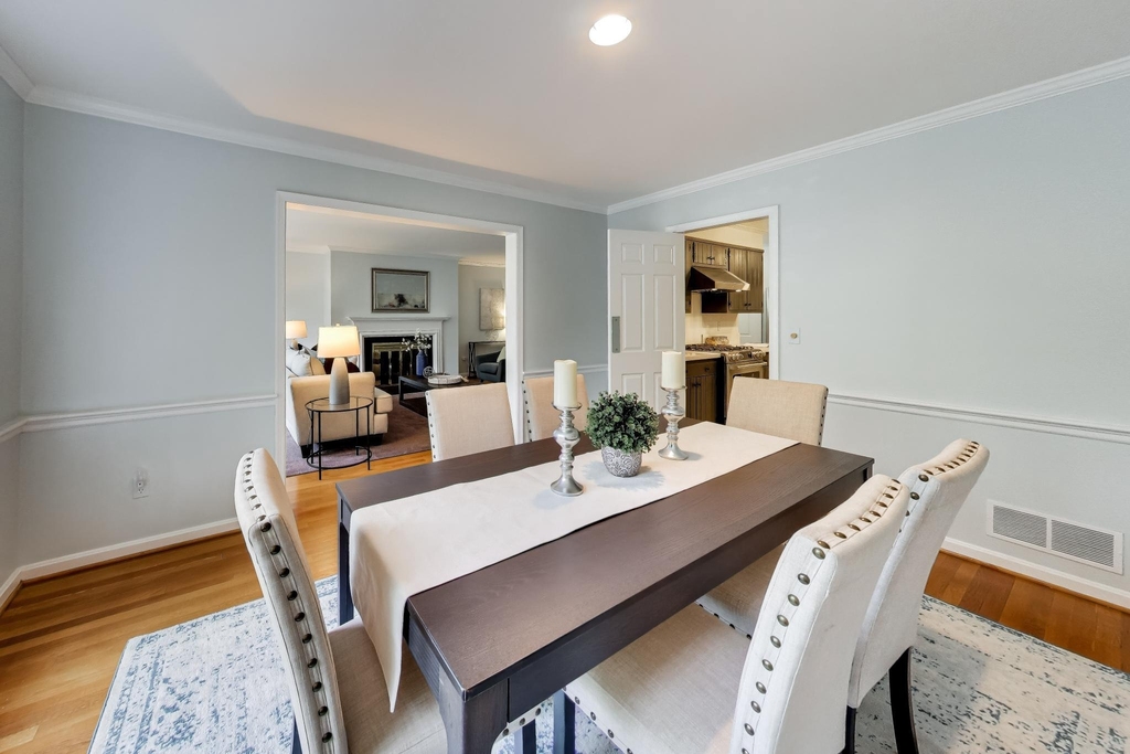 4736 Massachusetts Avenue Nw - Photo 5