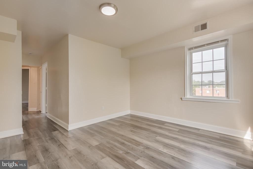 2816 Hartford Street Se - Photo 9