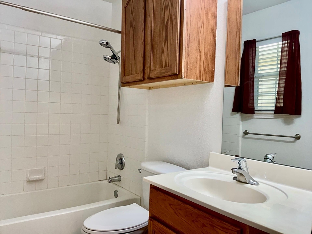 706 Stewart Dr - Photo 15