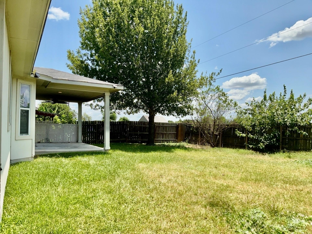 706 Stewart Dr - Photo 23