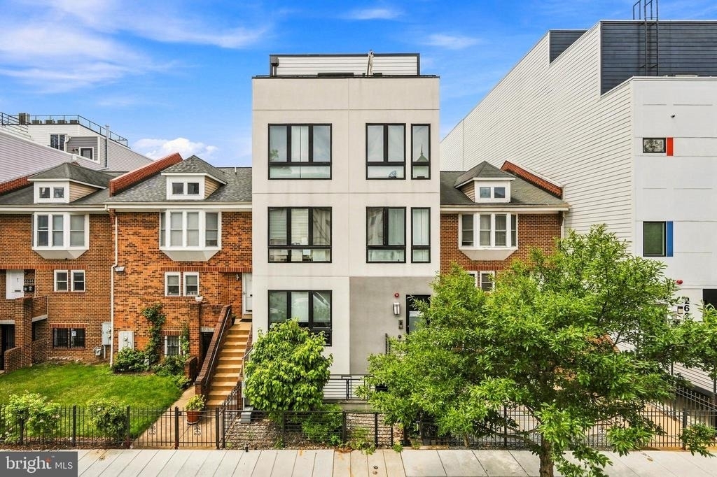 2618 University Place Nw - Photo 0