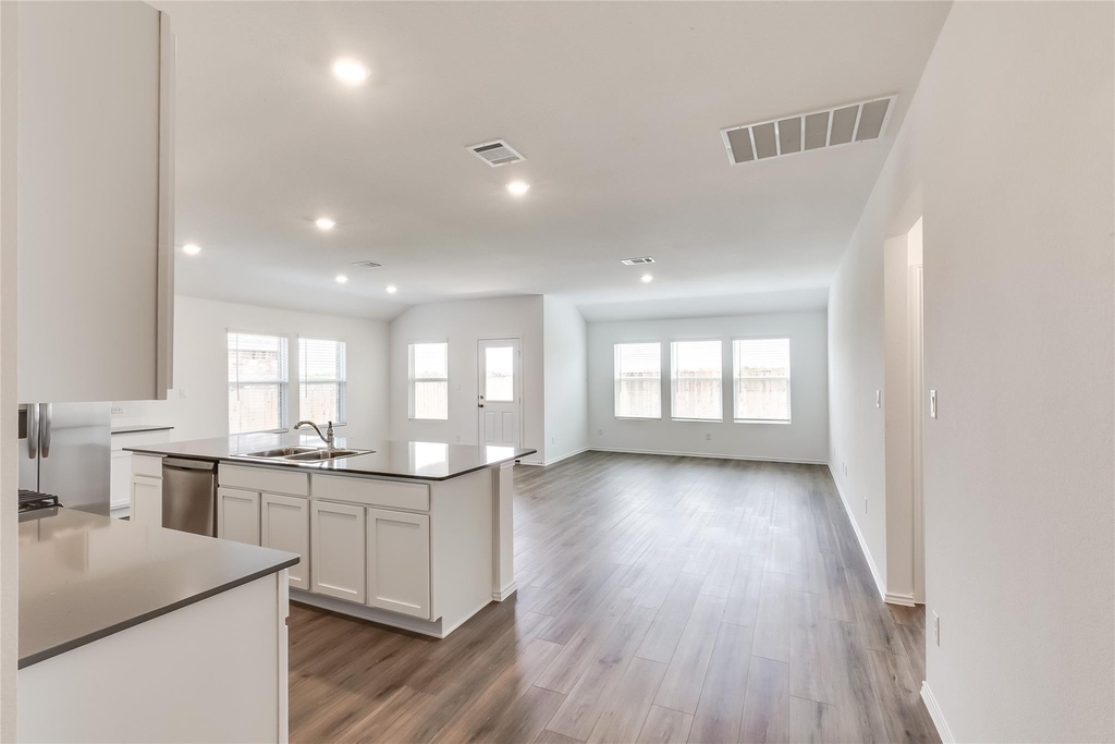 2000 Gilmer Way - Photo 7
